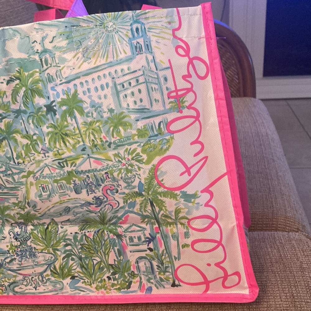 Lilly Pulitzer Bag.. - Picture 2 of 5